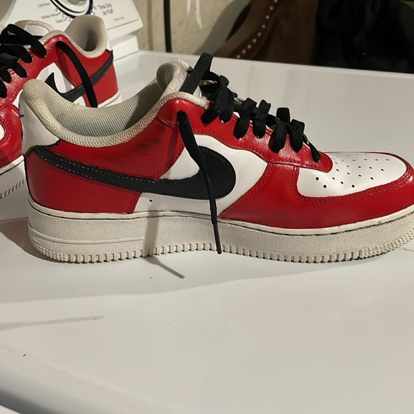 Custom Nike Air Force 1 - Picture 4 of 5